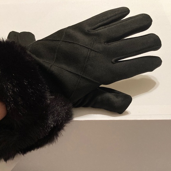 JCrew Factory sueded fur cuff gloves - Picture 4 of 4
